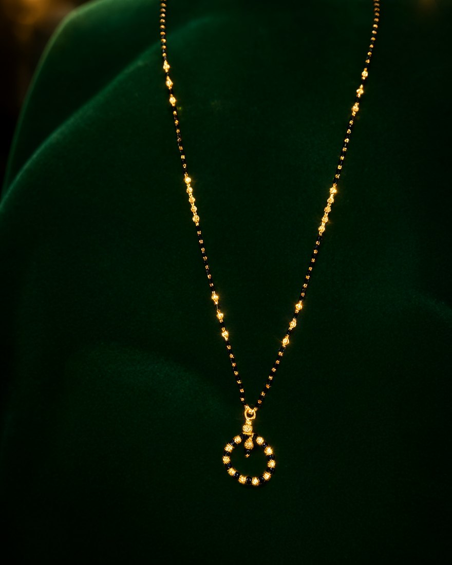 Bead Circle Mangalsutra, 22K Gold, 5.390 g