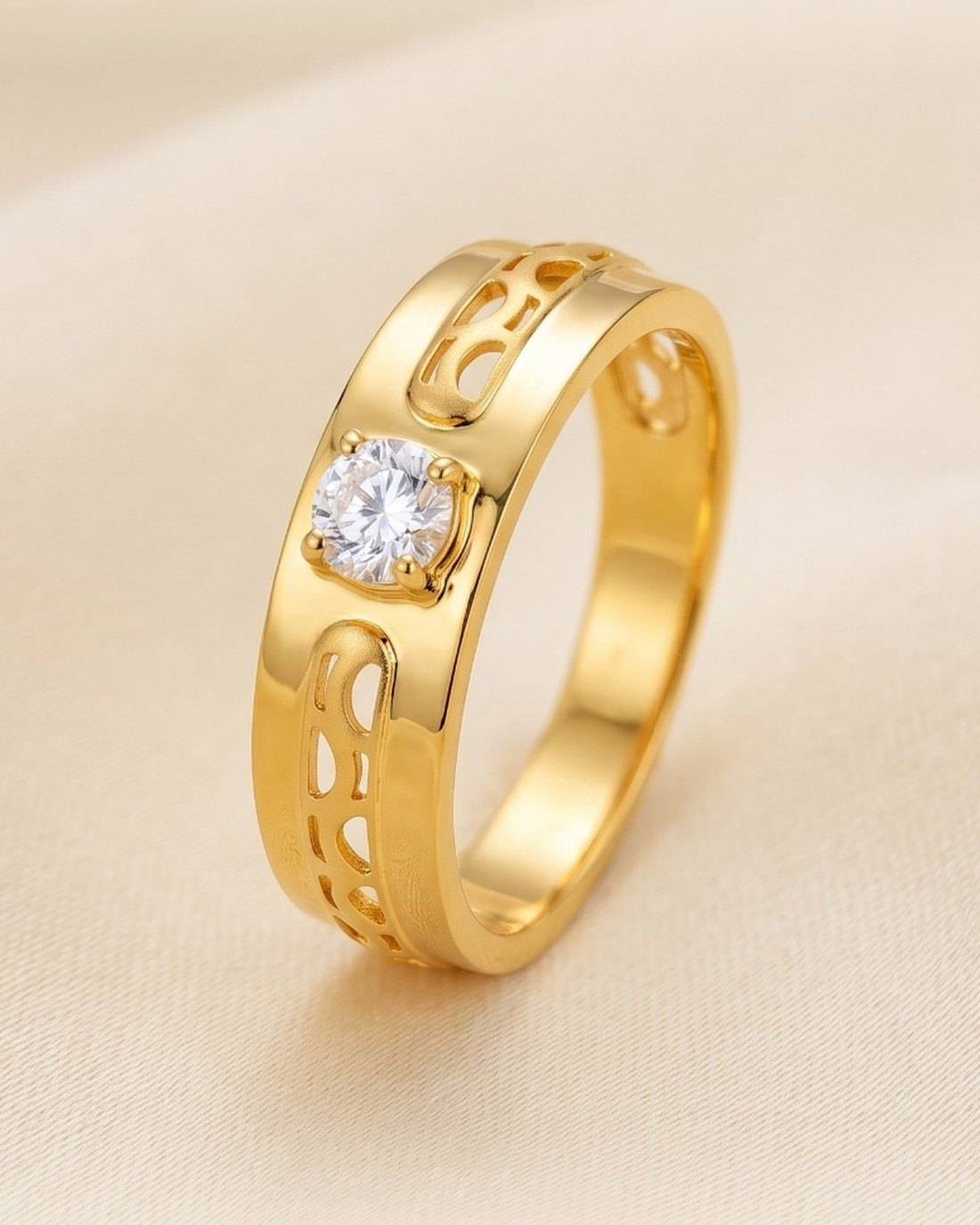 Black Enamel Filigree Ring, 22K Gold, 2.090 g