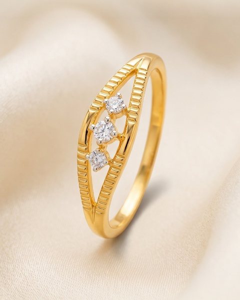 Crescent Trio Stone Ring, 22K Gold, 1.546 g