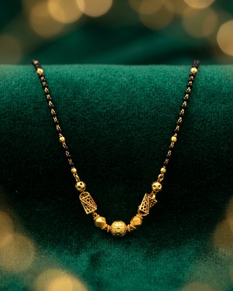 Gold Lattice Ball Mangalsutra, 22K Gold, 7.950 g