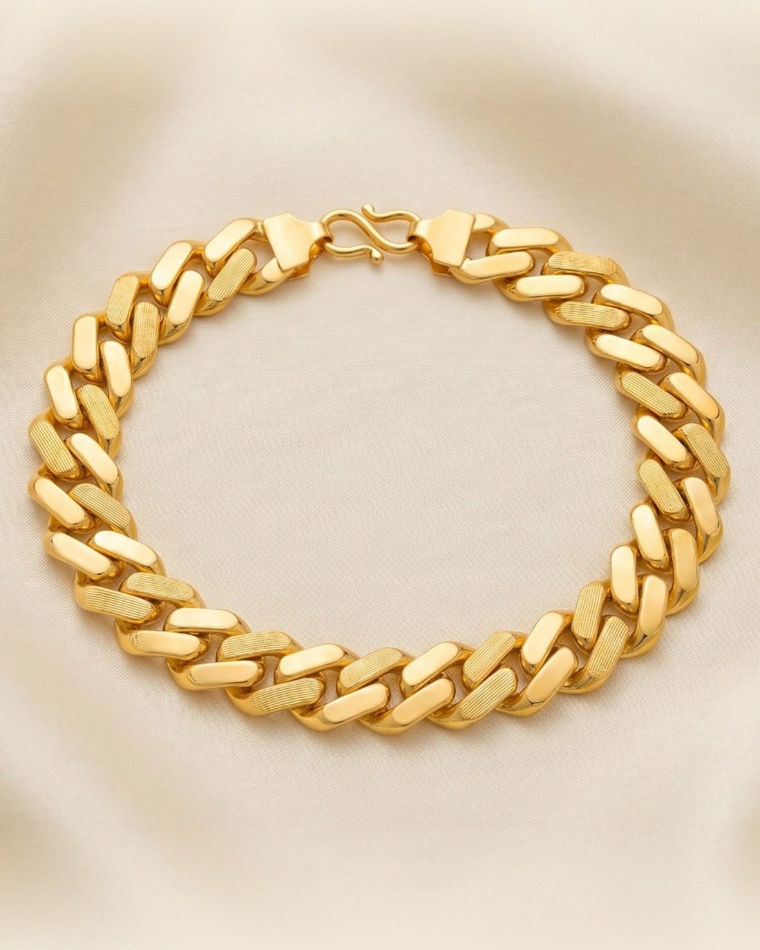 Heavy Cuban Link Men's Bracelet, 22K Gold, 20.060 g