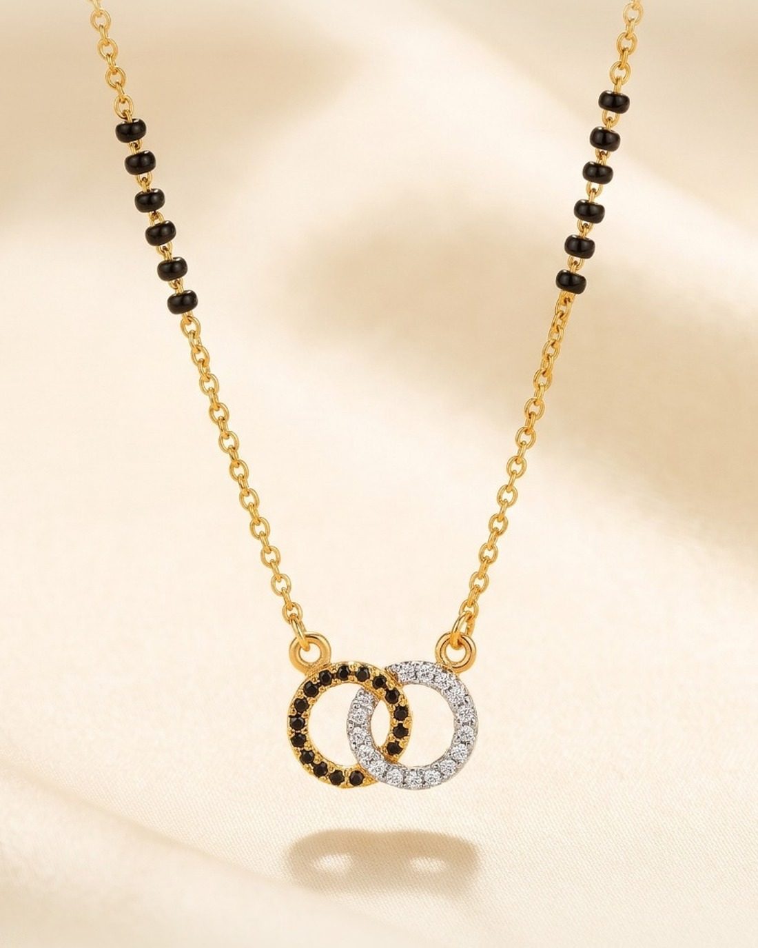 Interlocked Rings Mangalsutra, 22K Gold, 4.180 g