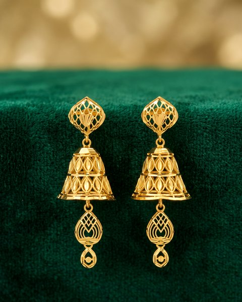 Leaf Cut Bell Jhumka, 22K Gold, 7.340 g