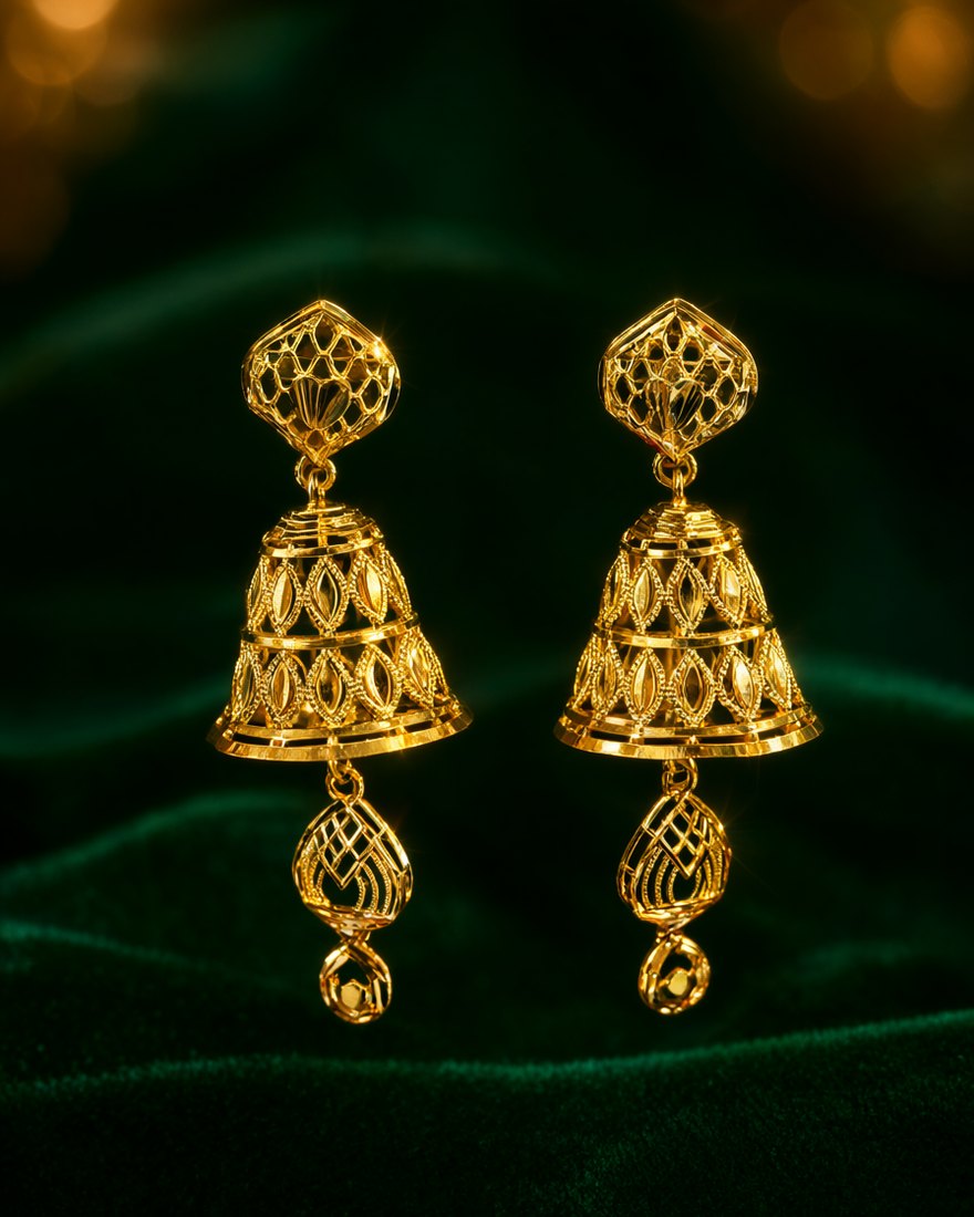 Leaf Cut Bell Jhumka, 22K Gold, 7.340 g
