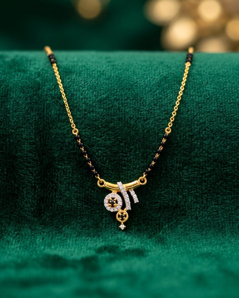 Petite Stone Motif Mangalsutra, 22K Gold, 4.510 g