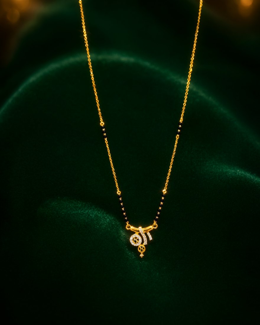 Petite Stone Motif Mangalsutra, 22K Gold, 4.510 g
