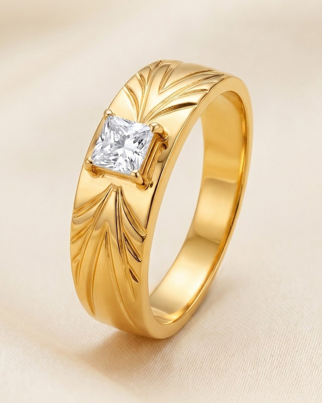 Square Stone Carved Band, 22K Gold, 2.220 g
