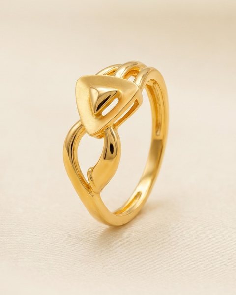 Triangle Knot Ring, 22K Gold, 1.533 g