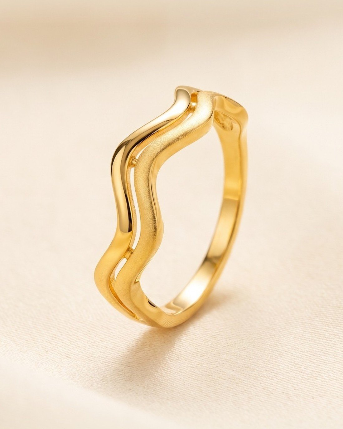 Twin Wave Ring, 22K Gold, 1.498 g