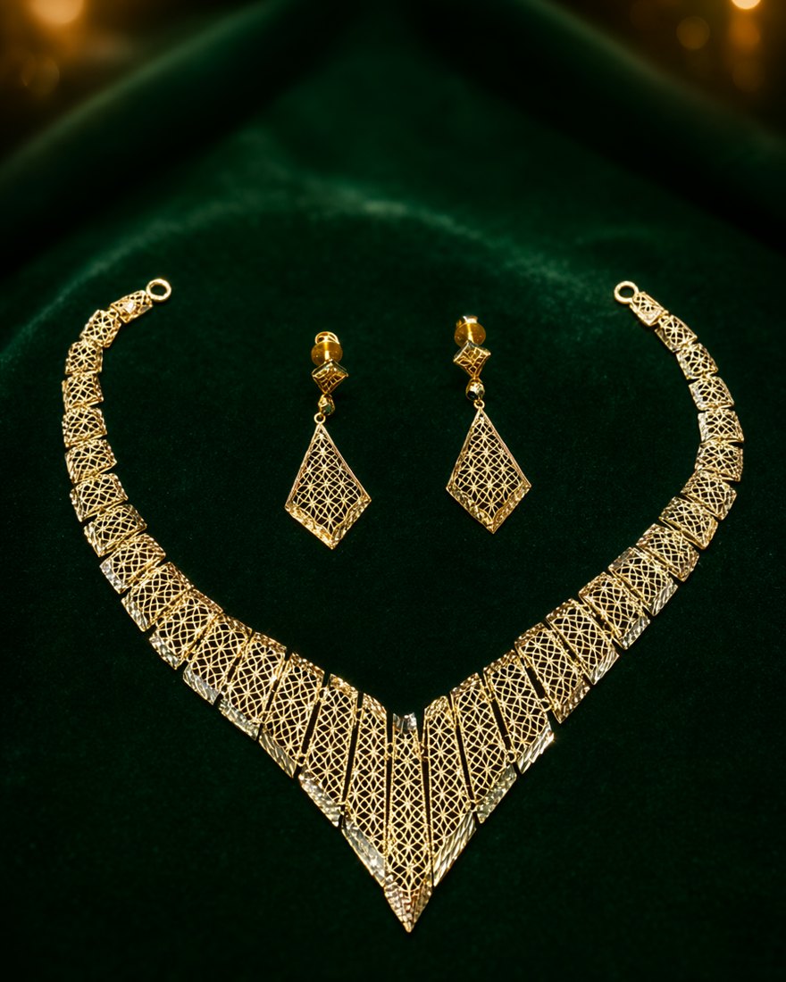 V Lattice Necklace Set, 22K Gold, 16.020 g